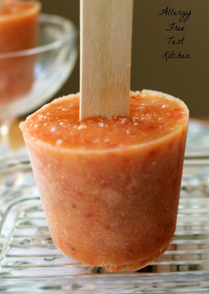 Blog-Fruity Suprise Pops